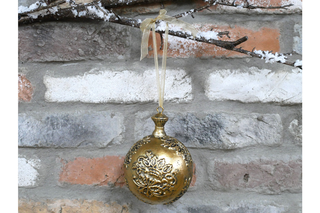 Gold Bauble