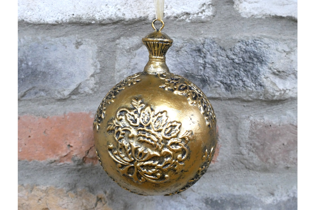 Gold Bauble