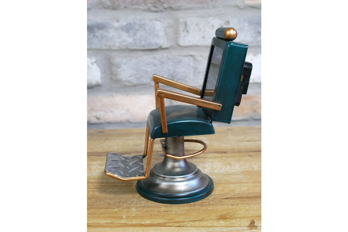 Barber Chair Clock