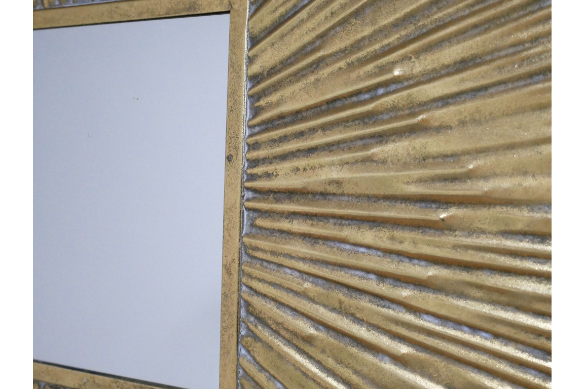 Square Mirror