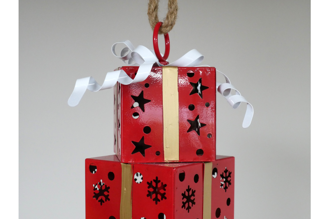 Hanging Present Stack