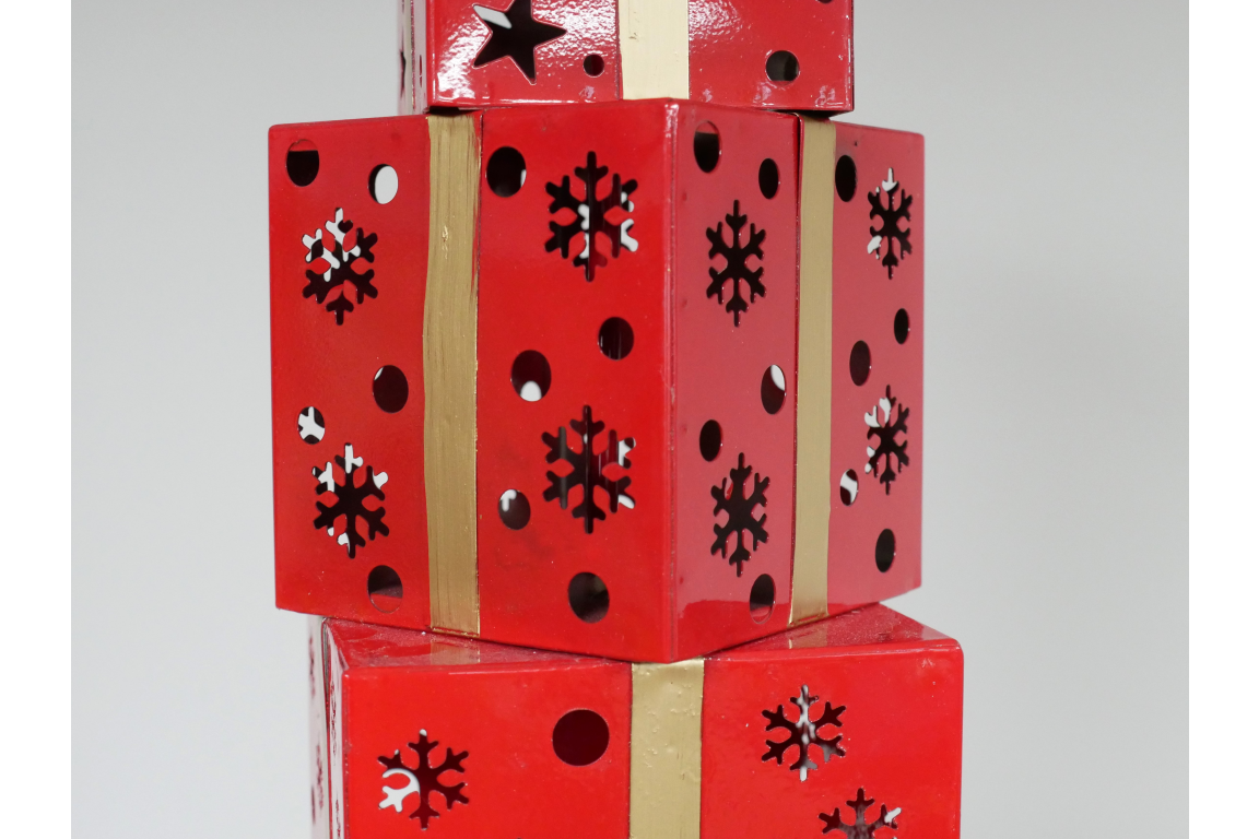 Hanging Present Stack
