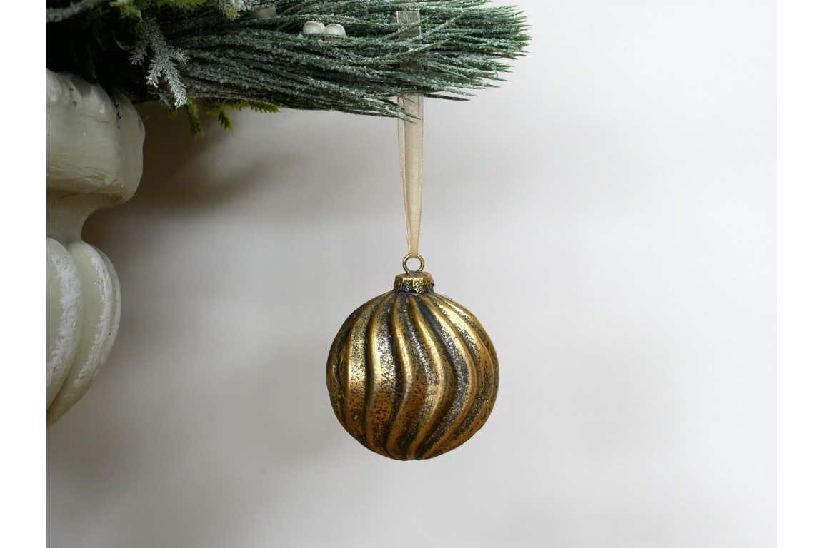 Gold Bauble