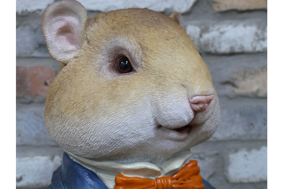 Large Mouse Bust