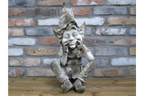 Sitting Elf