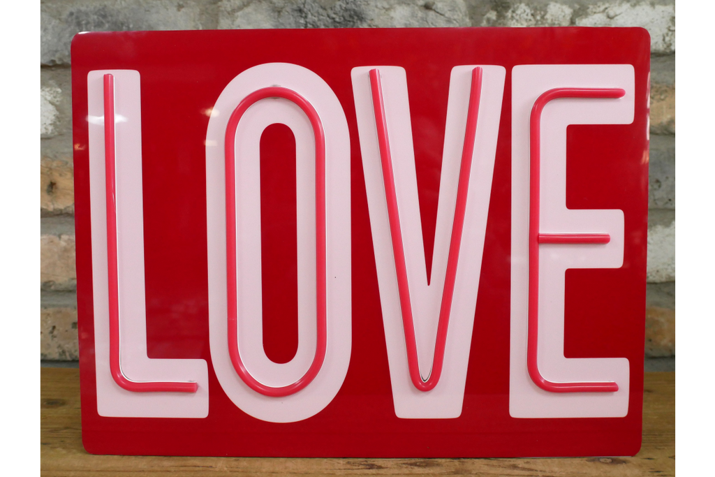 LOVE LED