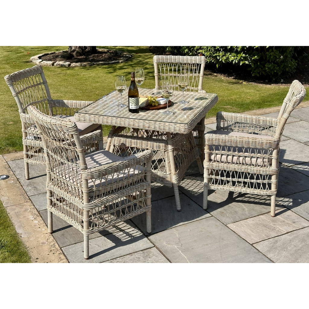 Outdoor Dining Char