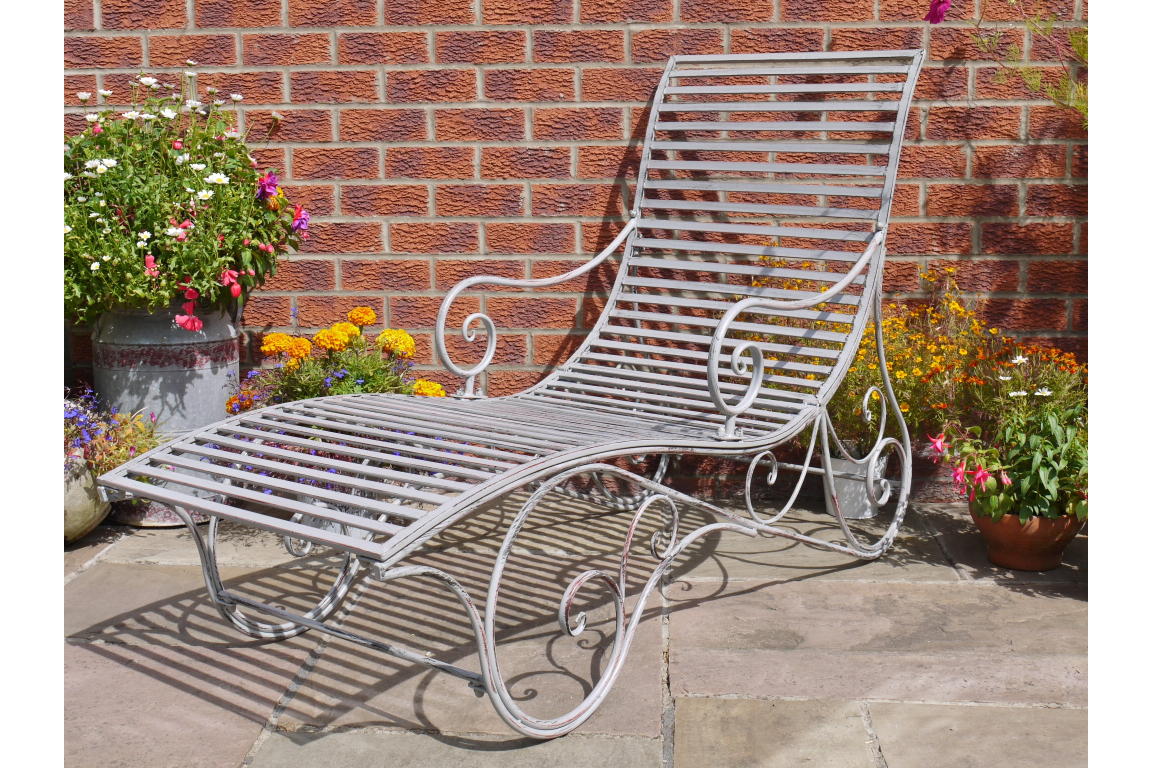 Antique Grey Lounger