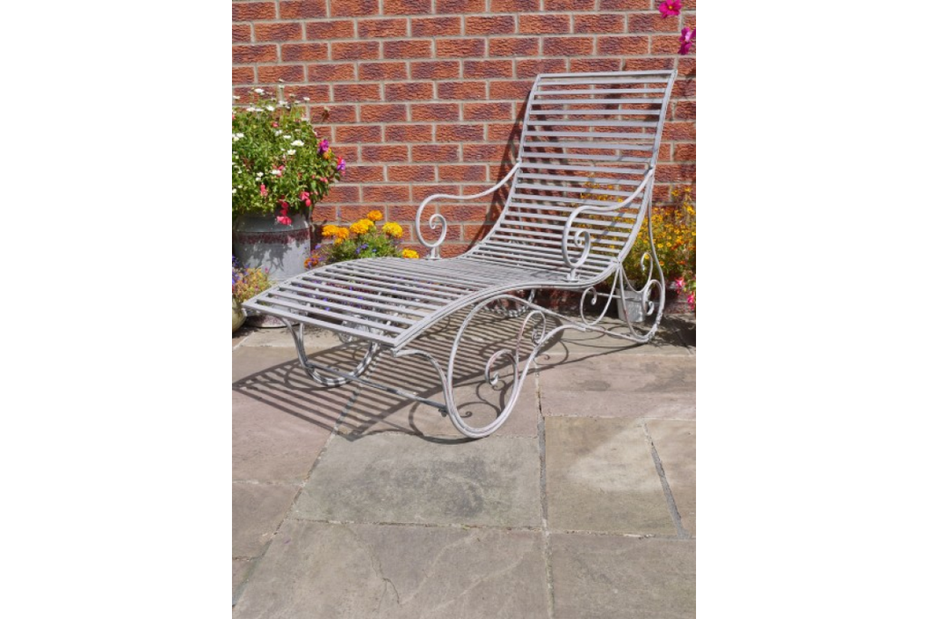 Antique Grey Lounger