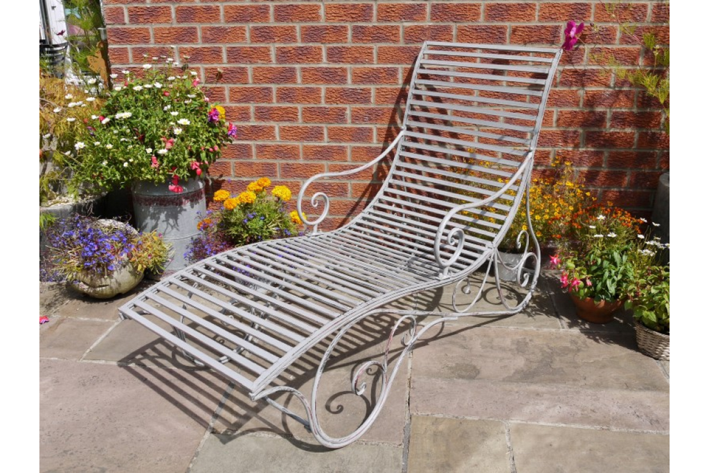 Antique Grey Lounger