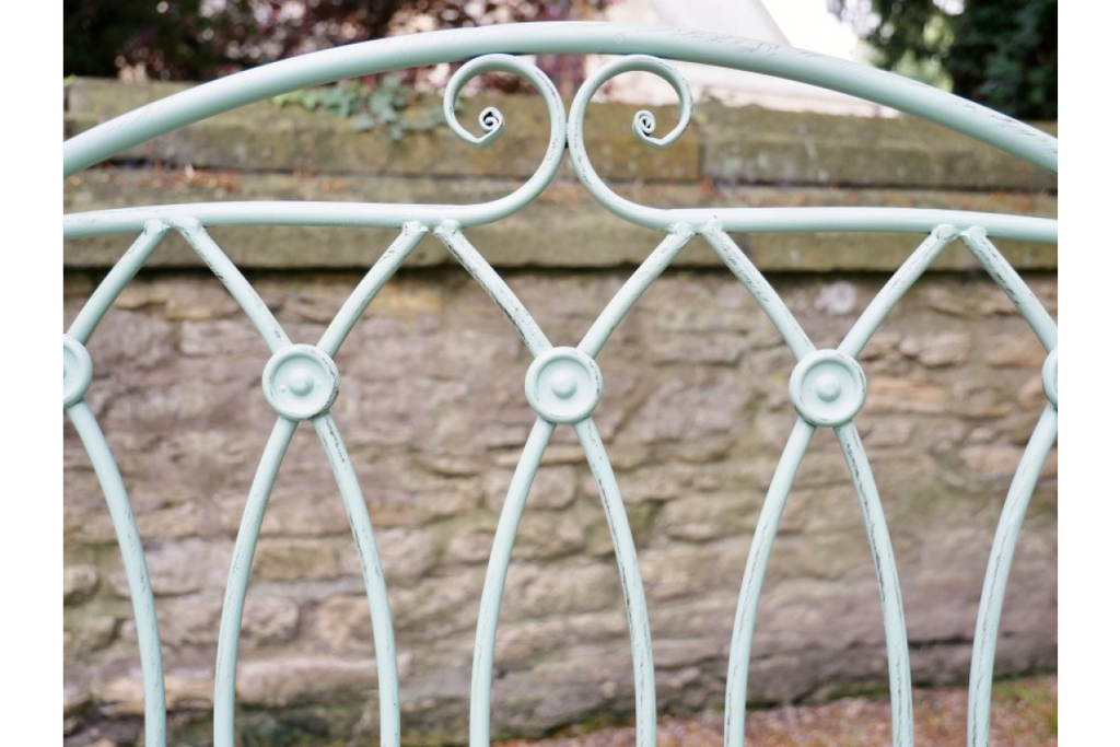 Pistachio Lovers Bench