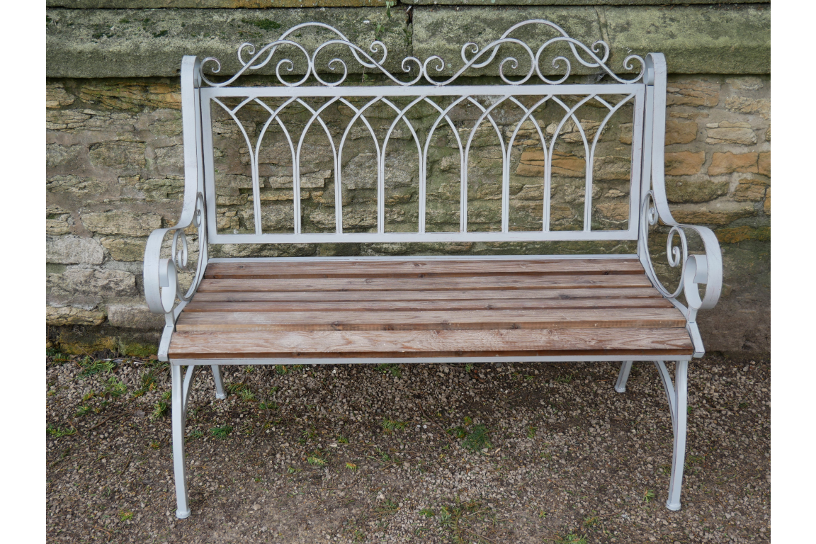Lincoln Bench