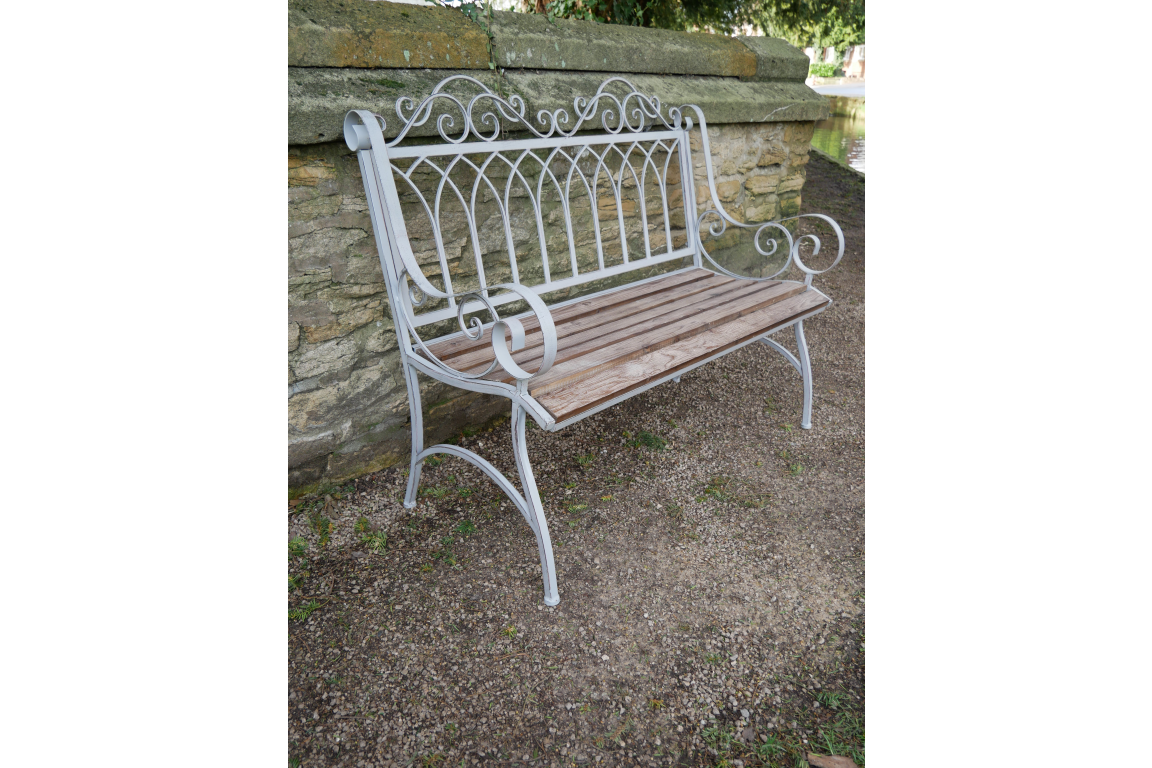 Lincoln Bench