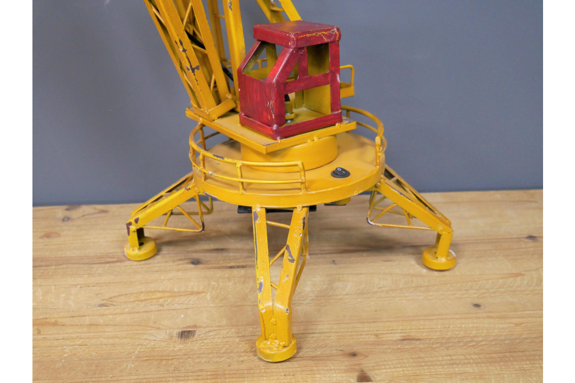Crane Light