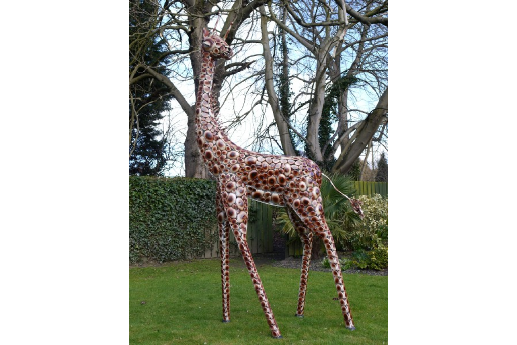 Medium Giraffe