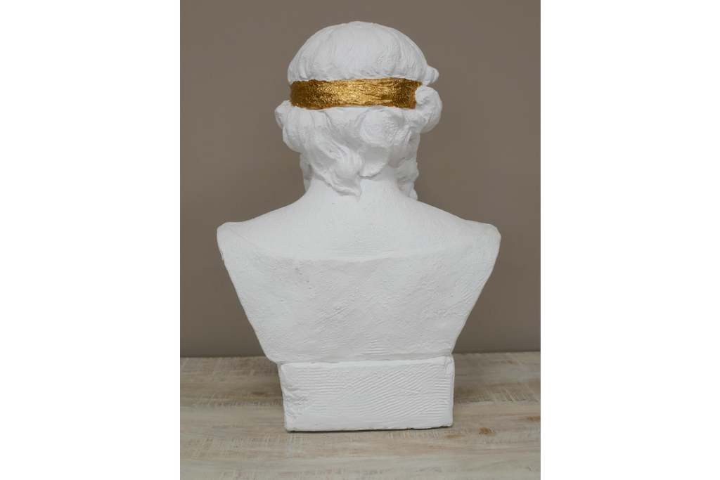 Bust
