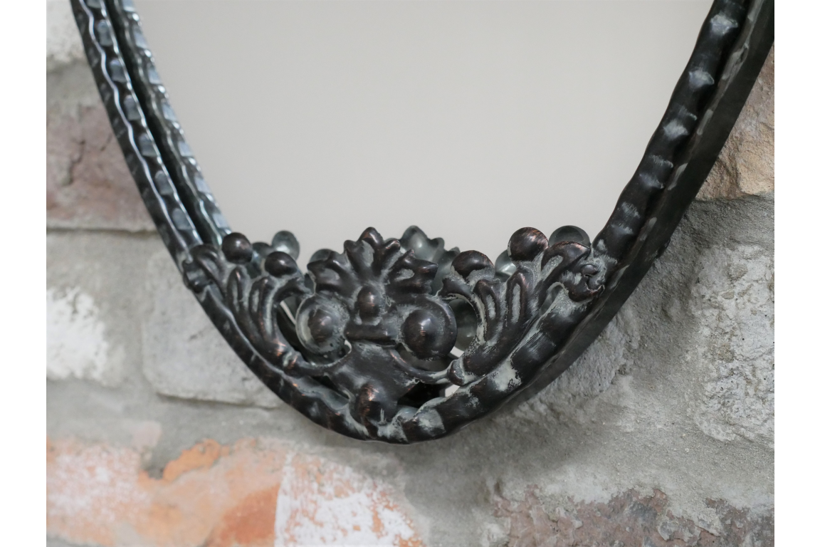 Oval Mirror