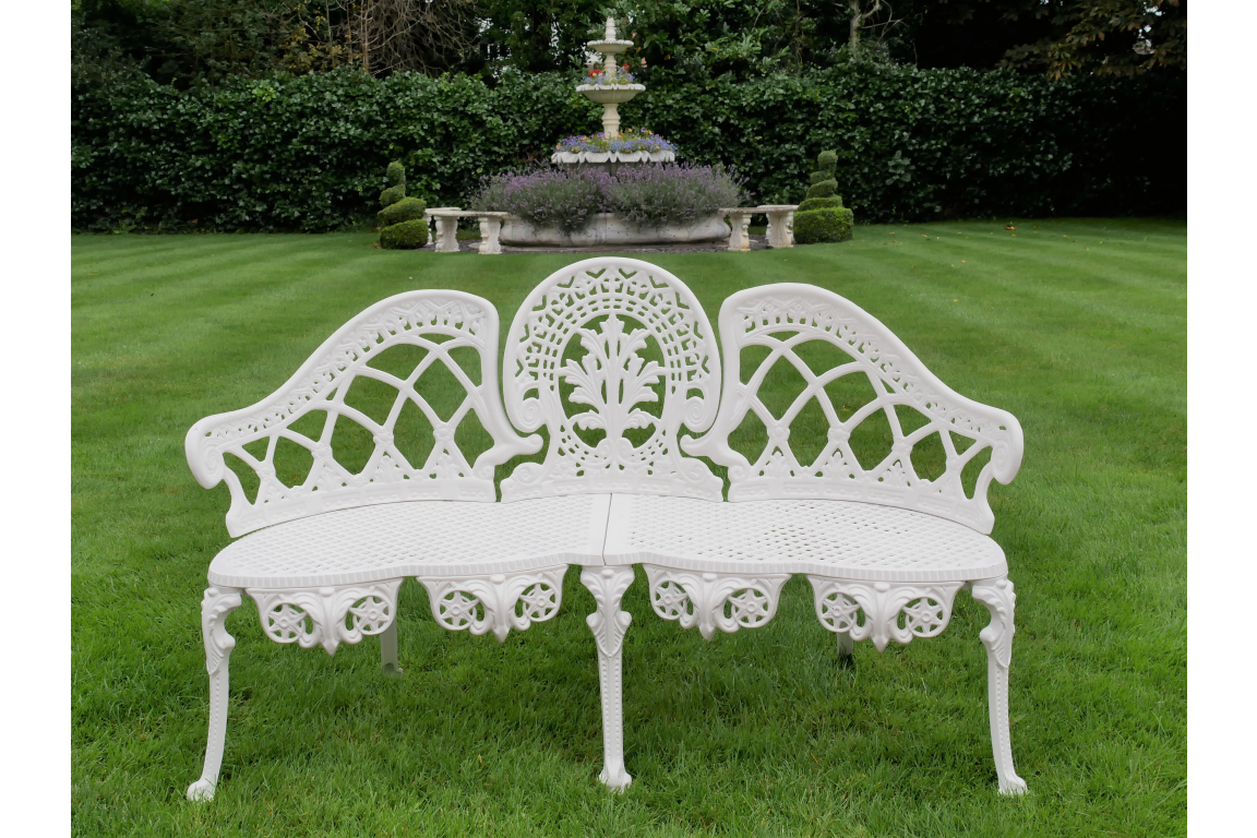 White Aluminium Bench