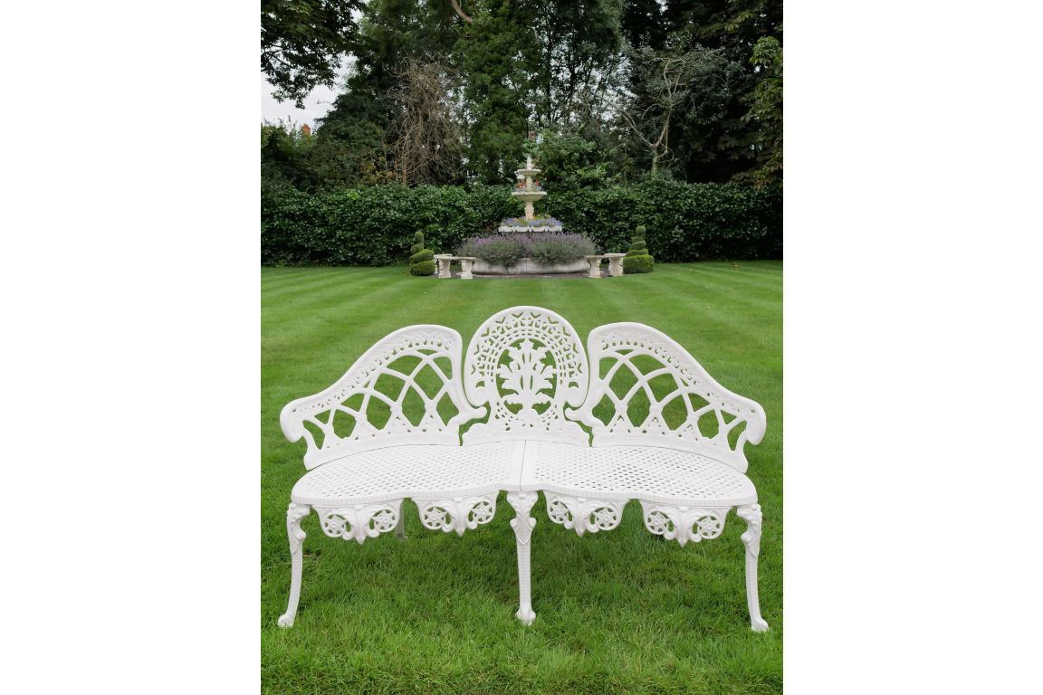 White Aluminium Bench