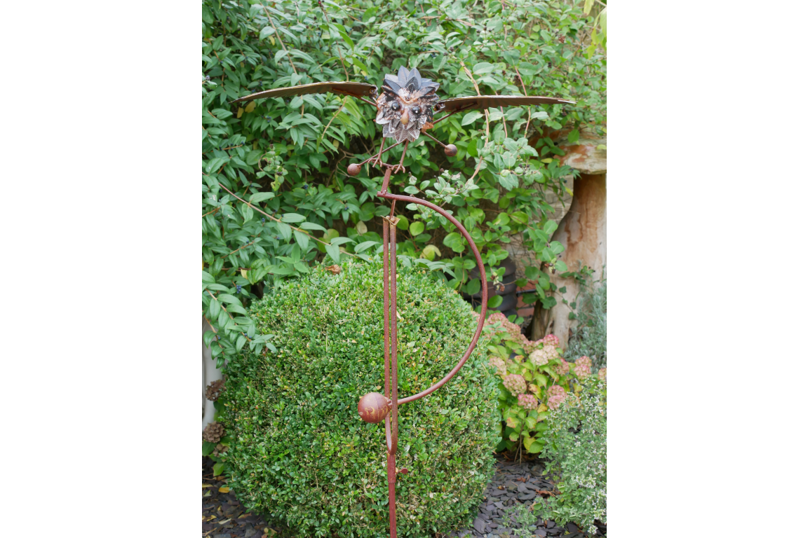 Owl Stake