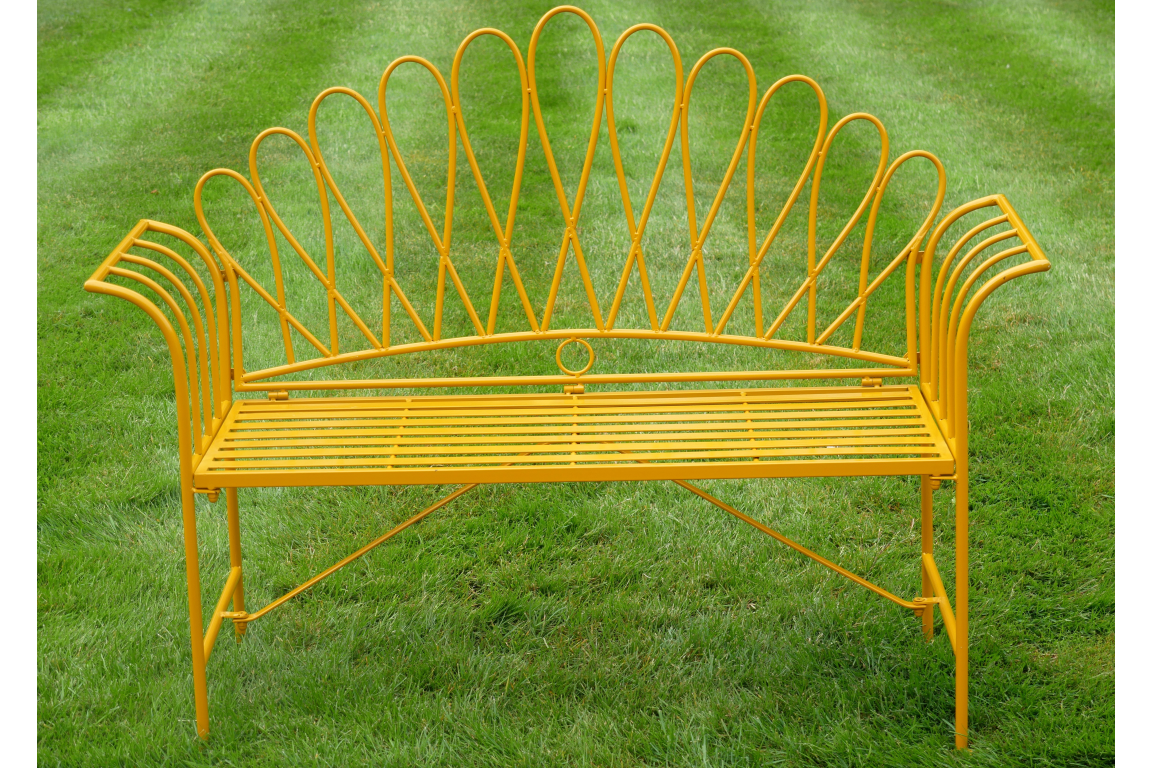 Sarah Bench